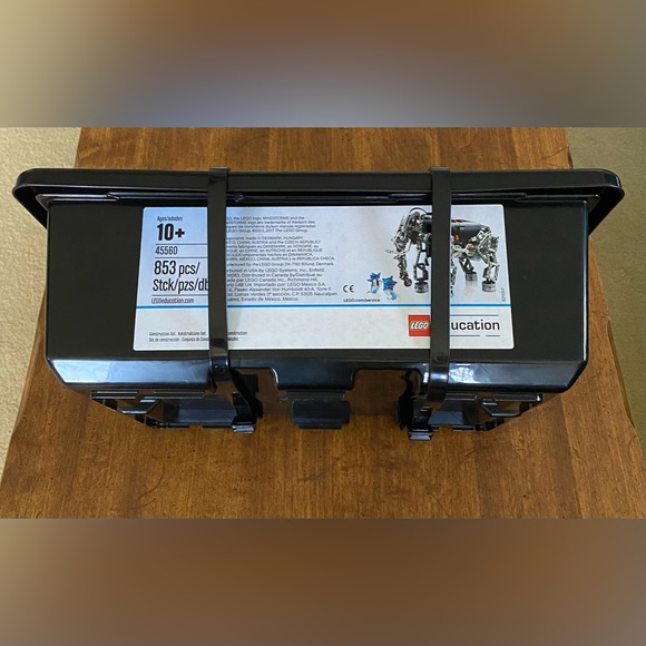 BRAND NEW SEALED - LEGO 45560 Mindstorms Education EV3 Expansion Set 853 Pieces - Picture 2 of 4